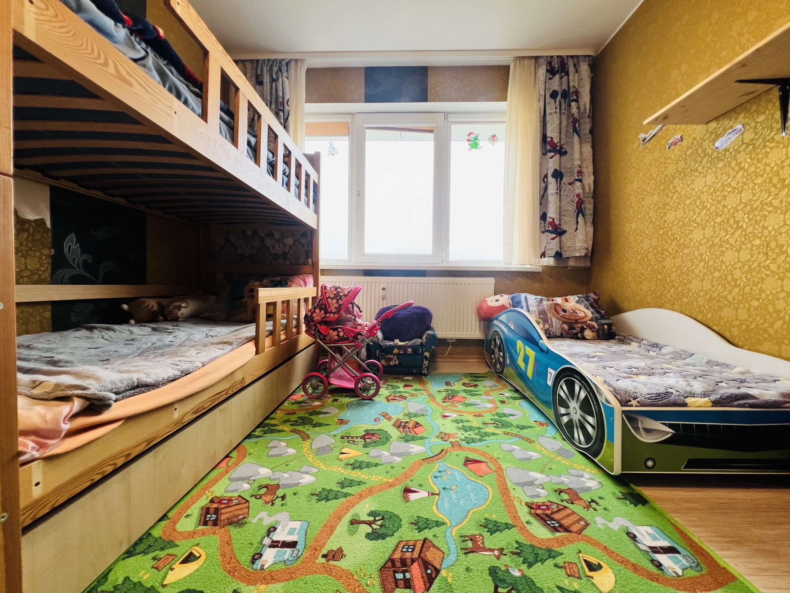 Parduodamas butas N. Akmenėje patogaus išplanavimo – puikus pasirinkimas šeimai ar ieškantiems didesnio būsto. 9 Parduodamas butas N. Akmenėje patogaus išplanavimo – puikus pasirinkimas šeimai ar ieškantiems didesnio būsto. - Image 9