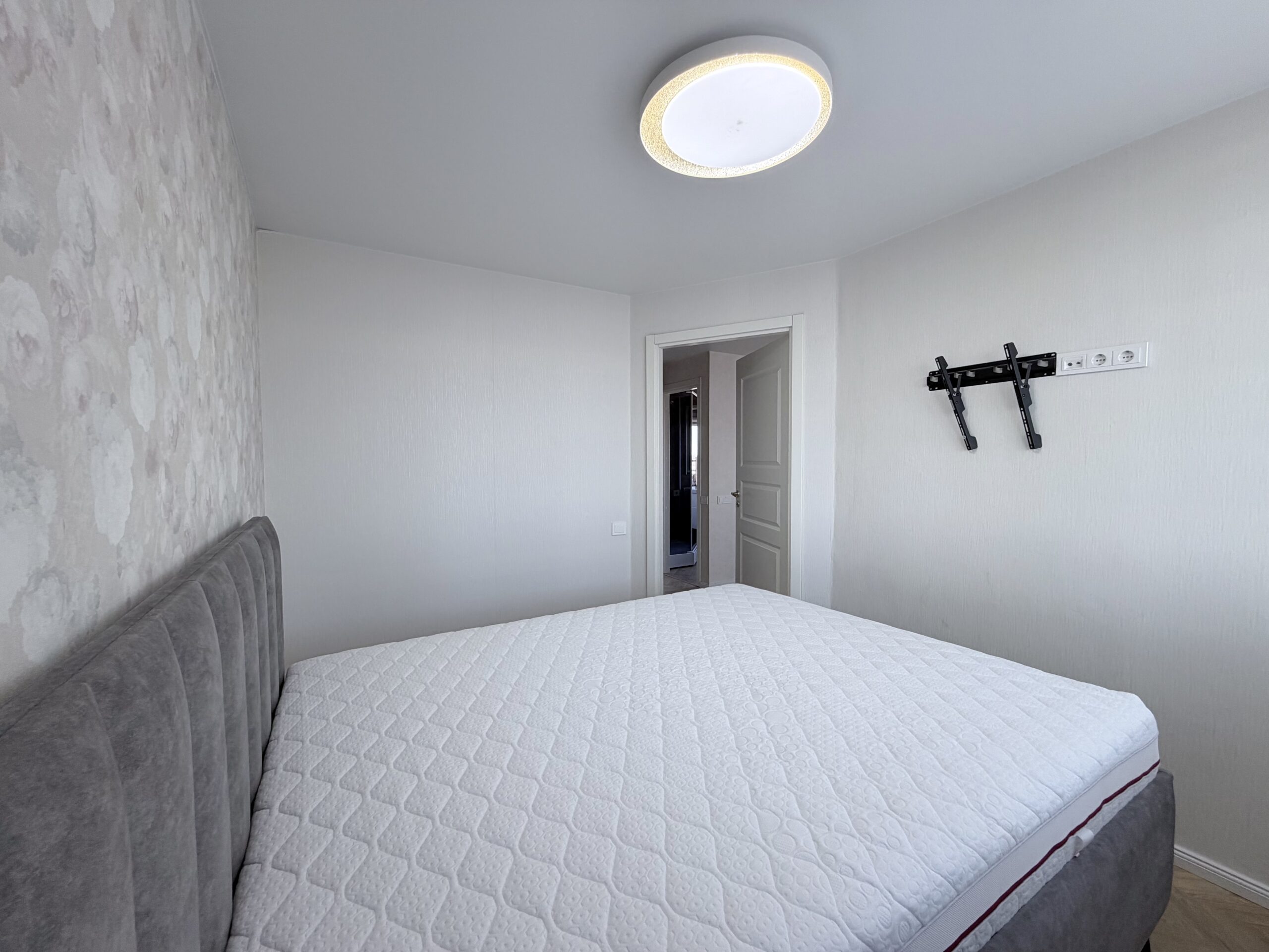 Šviesus ir jaukus 2 kambarių butas 12 aukšte su gražiu vaizdu – Tilžės g. 42, Šiauliai. 9 Šviesus ir jaukus 2 kambarių butas 12 aukšte su gražiu vaizdu – Tilžės g. 42, Šiauliai. - Image 9
