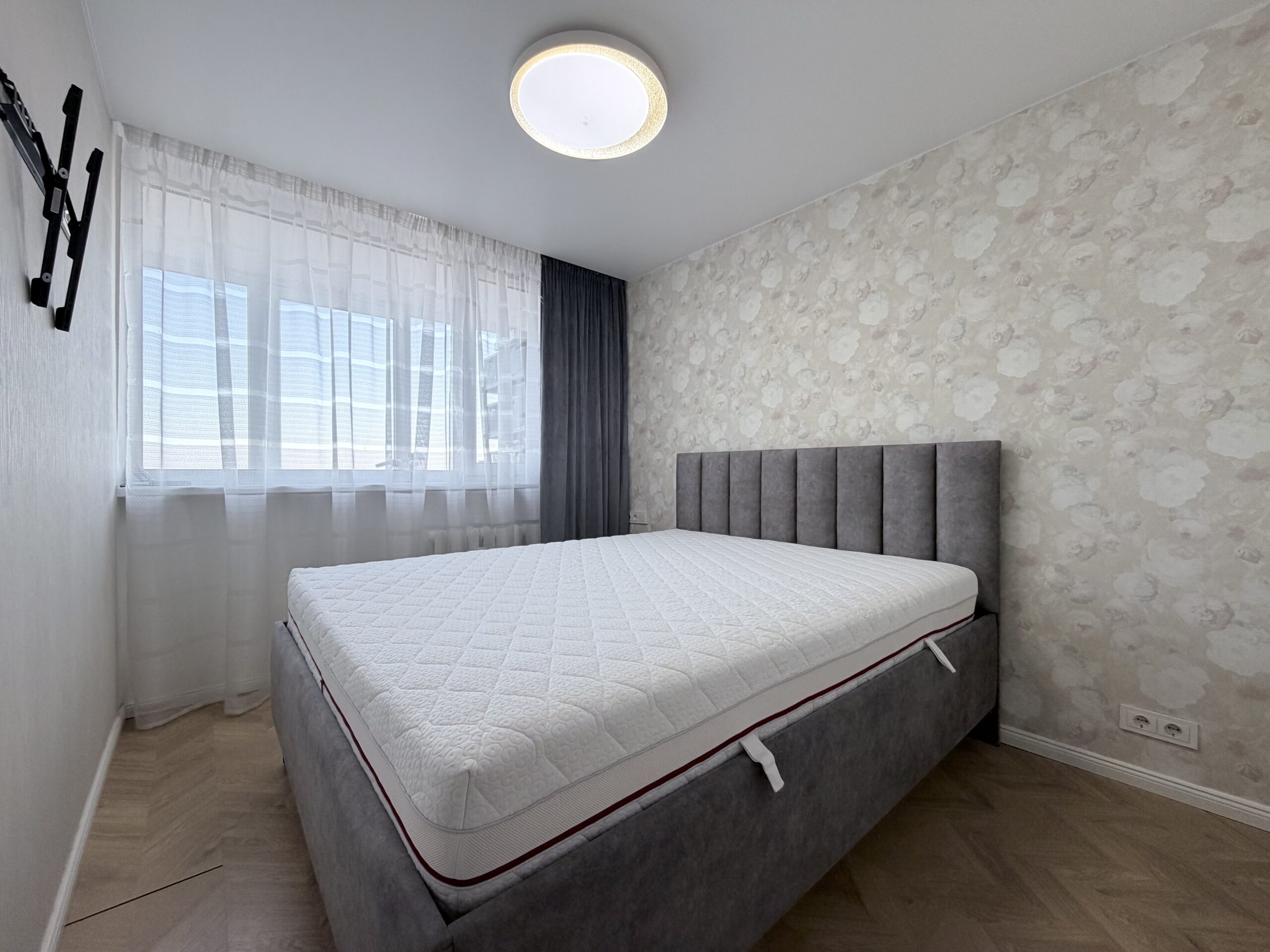 Šviesus ir jaukus 2 kambarių butas 12 aukšte su gražiu vaizdu – Tilžės g. 42, Šiauliai. 7 Šviesus ir jaukus 2 kambarių butas 12 aukšte su gražiu vaizdu – Tilžės g. 42, Šiauliai. - Image 7
