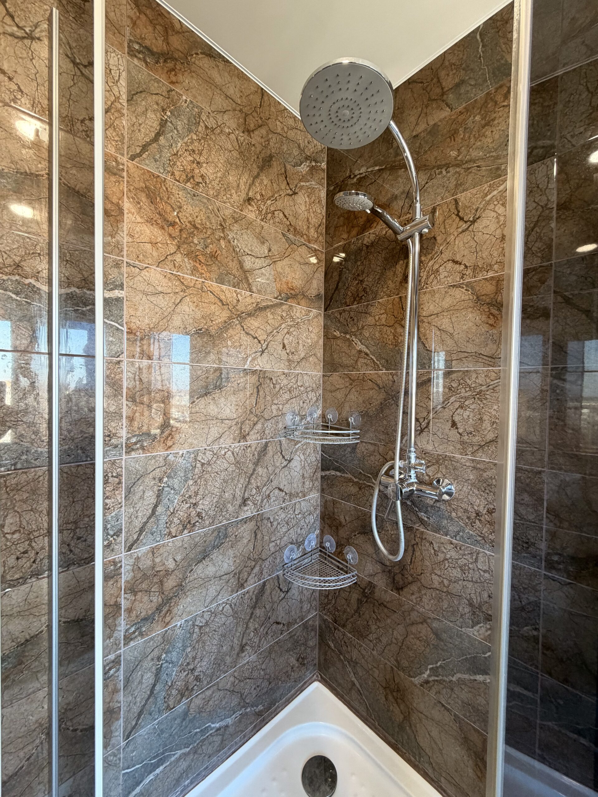 Šviesus ir jaukus 2 kambarių butas 12 aukšte su gražiu vaizdu – Tilžės g. 42, Šiauliai. 13 Šviesus ir jaukus 2 kambarių butas 12 aukšte su gražiu vaizdu – Tilžės g. 42, Šiauliai. - Image 13