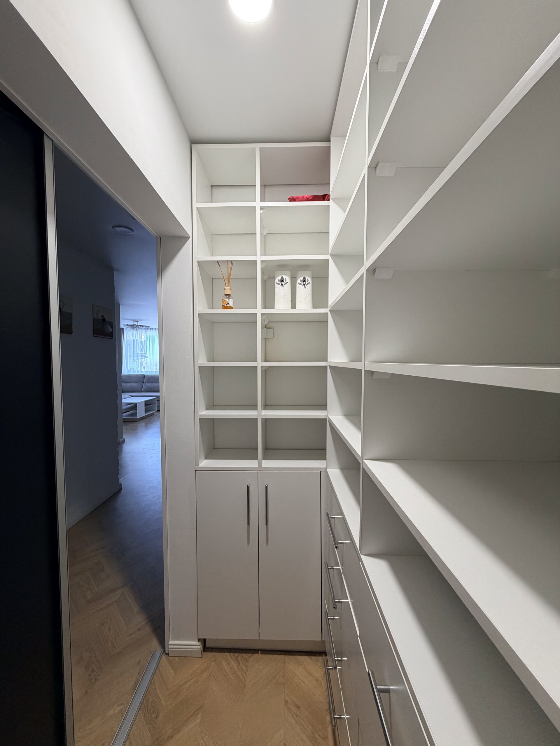 Šviesus ir jaukus 2 kambarių butas 12 aukšte su gražiu vaizdu – Tilžės g. 42, Šiauliai. 16 Šviesus ir jaukus 2 kambarių butas 12 aukšte su gražiu vaizdu – Tilžės g. 42, Šiauliai. - Image 16