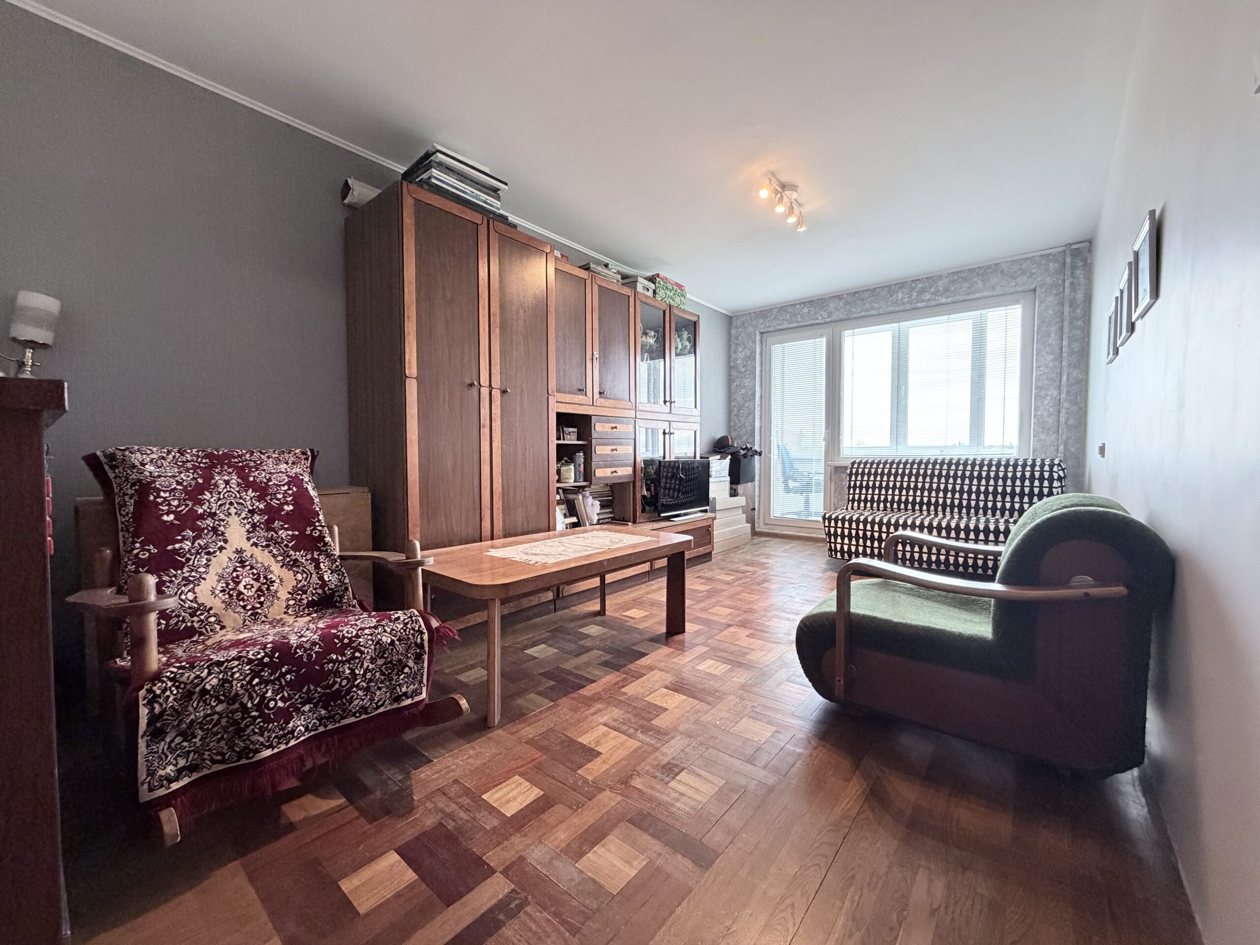 PARDUODAMAS 3 KAMBARIŲ BUTAS ŠIAULIUOSE, KVIEČIŲ G. 36 3 PARDUODAMAS 3 KAMBARIŲ BUTAS ŠIAULIUOSE, KVIEČIŲ G. 36 - Image 3