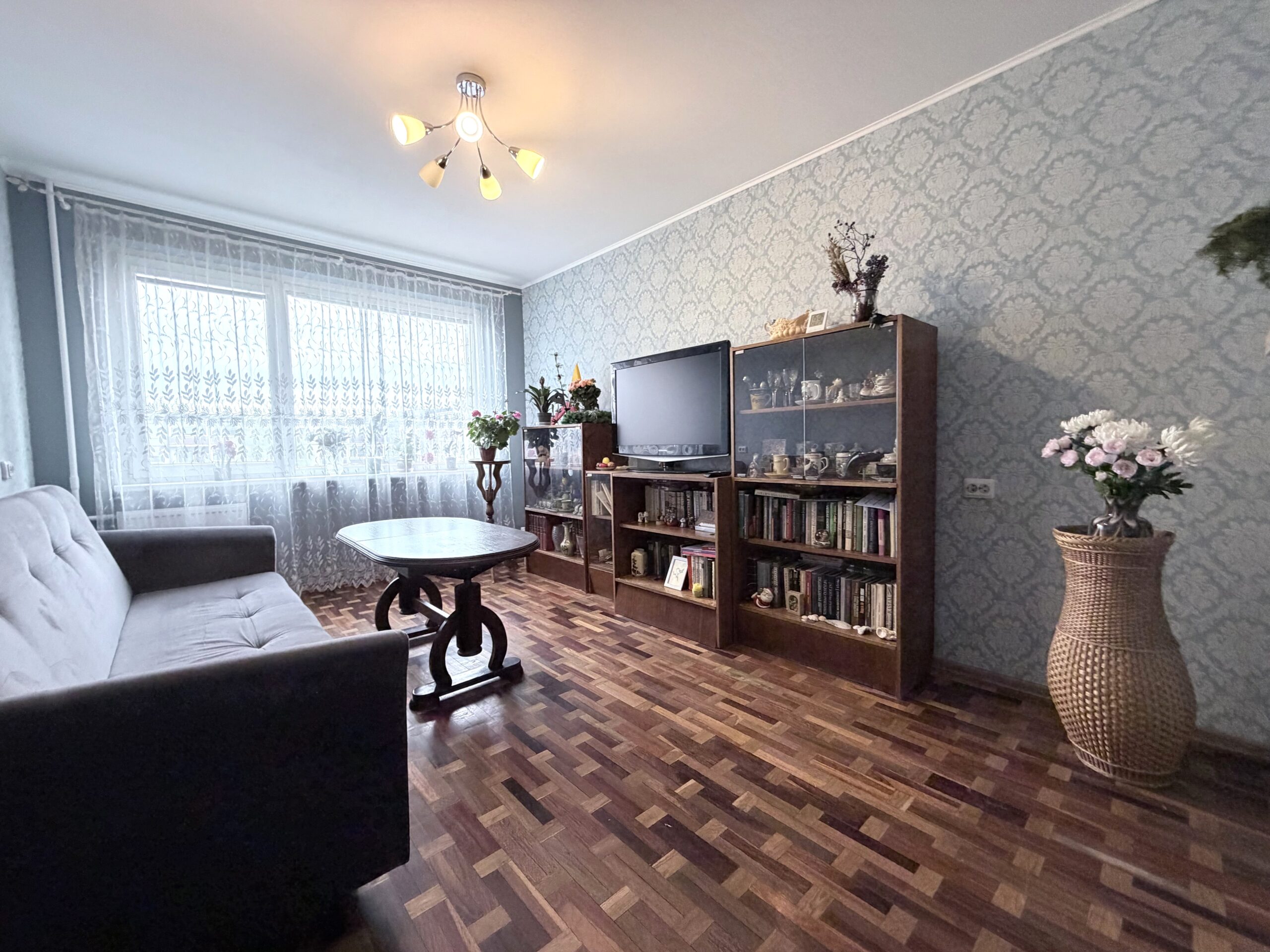 PARDUODAMAS 3 KAMBARIŲ BUTAS ŠIAULIUOSE, KVIEČIŲ G. 36 4 PARDUODAMAS 3 KAMBARIŲ BUTAS ŠIAULIUOSE, KVIEČIŲ G. 36 - Image 4