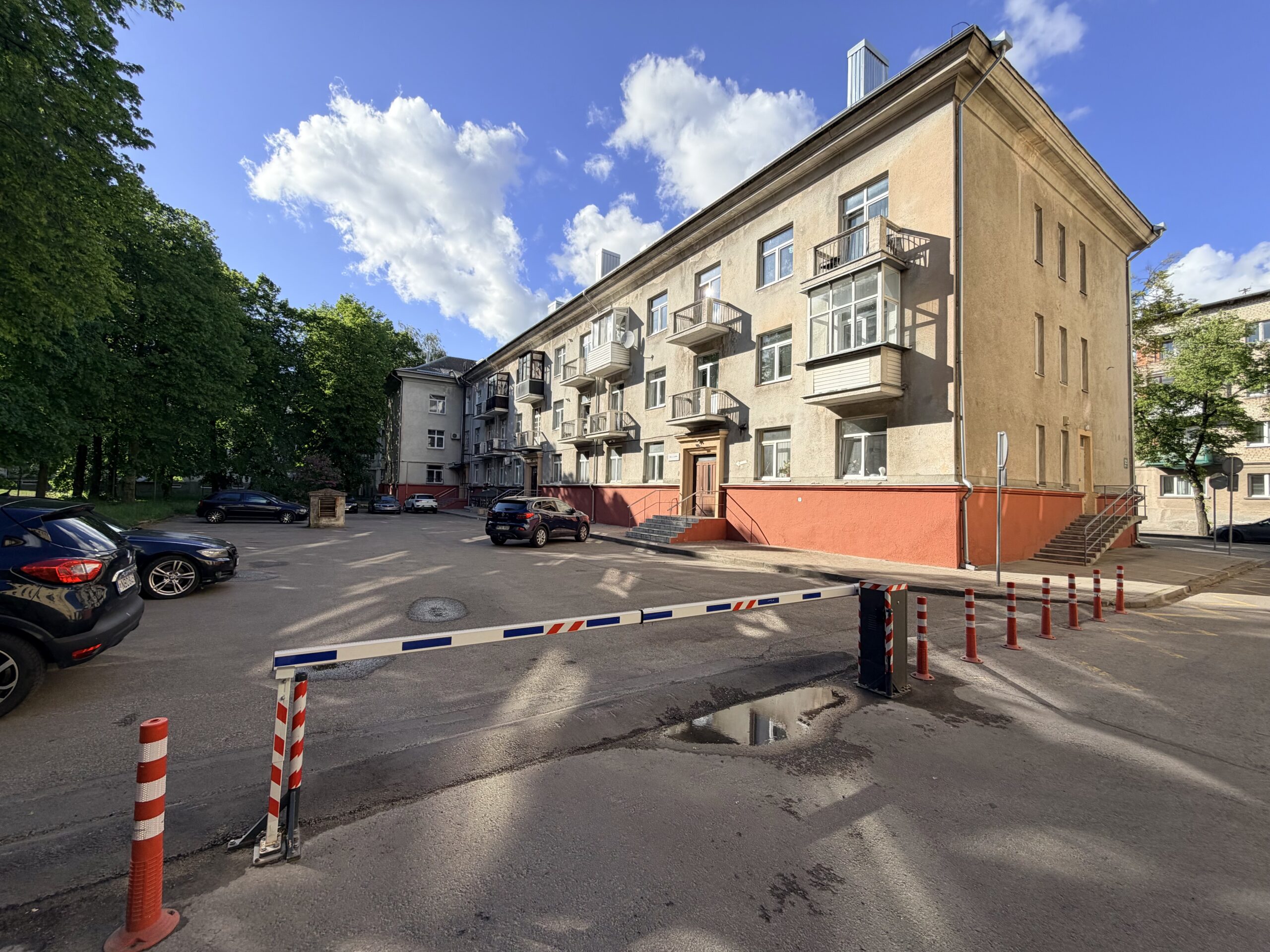 PARDUODAMAS IŠSKIRTINIS 2 KAMBARIŲ BUTAS PAČIOJE ŠIAULIŲ ŠIRDYJE 15 PARDUODAMAS IŠSKIRTINIS 2 KAMBARIŲ BUTAS PAČIOJE ŠIAULIŲ ŠIRDYJE - Image 15